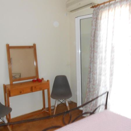 Milka'S Old Corfu Town Apartment Eksteriør bilde